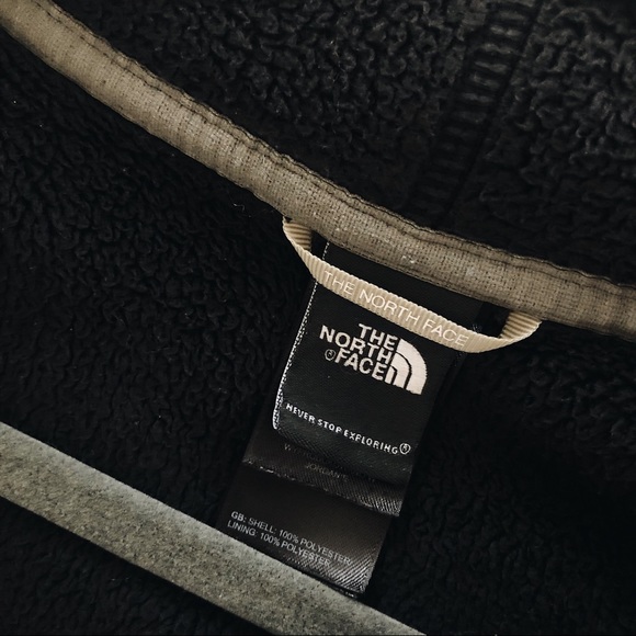 North Face zip up - Picture 3 of 4